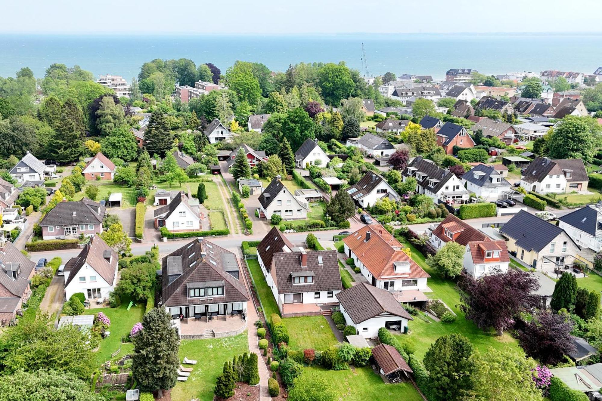 Gemuetliche & Moderne Ferienwohnung - Nur 7 Gehminuten Vom Strand Entfernt, Inklusive Parkplatz Und Gartenzugang Scharbeutz Extérieur photo