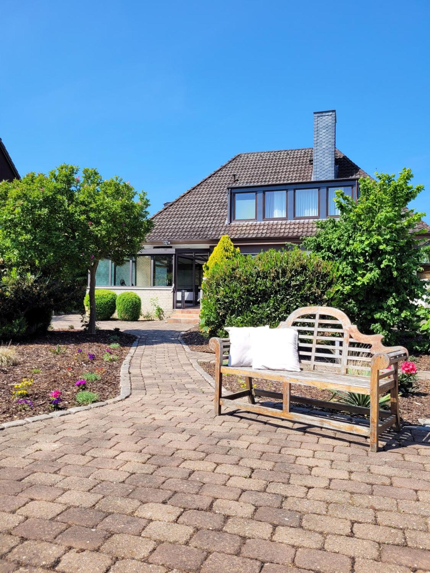 Gemuetliche & Moderne Ferienwohnung - Nur 7 Gehminuten Vom Strand Entfernt, Inklusive Parkplatz Und Gartenzugang Scharbeutz Extérieur photo